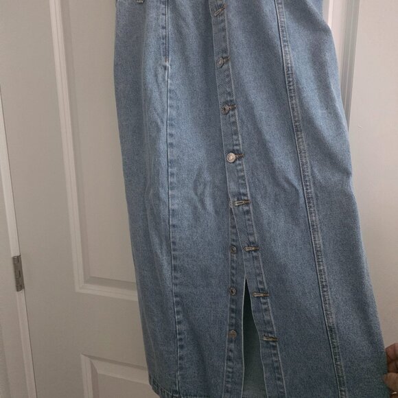 SHEIN Dresses & Skirts - Denim button down skirt